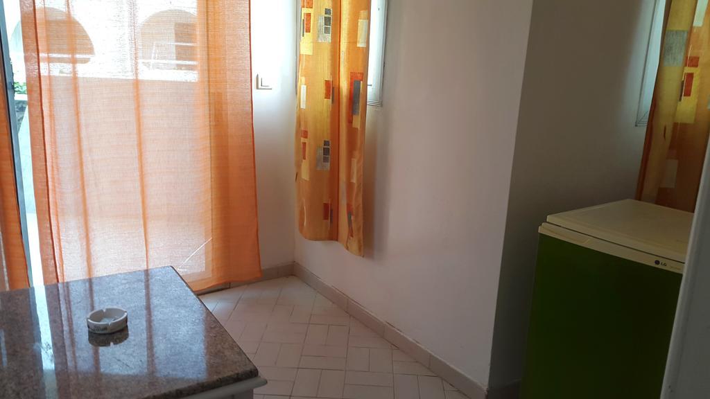 Chambre Lit King-Size avec Balcon